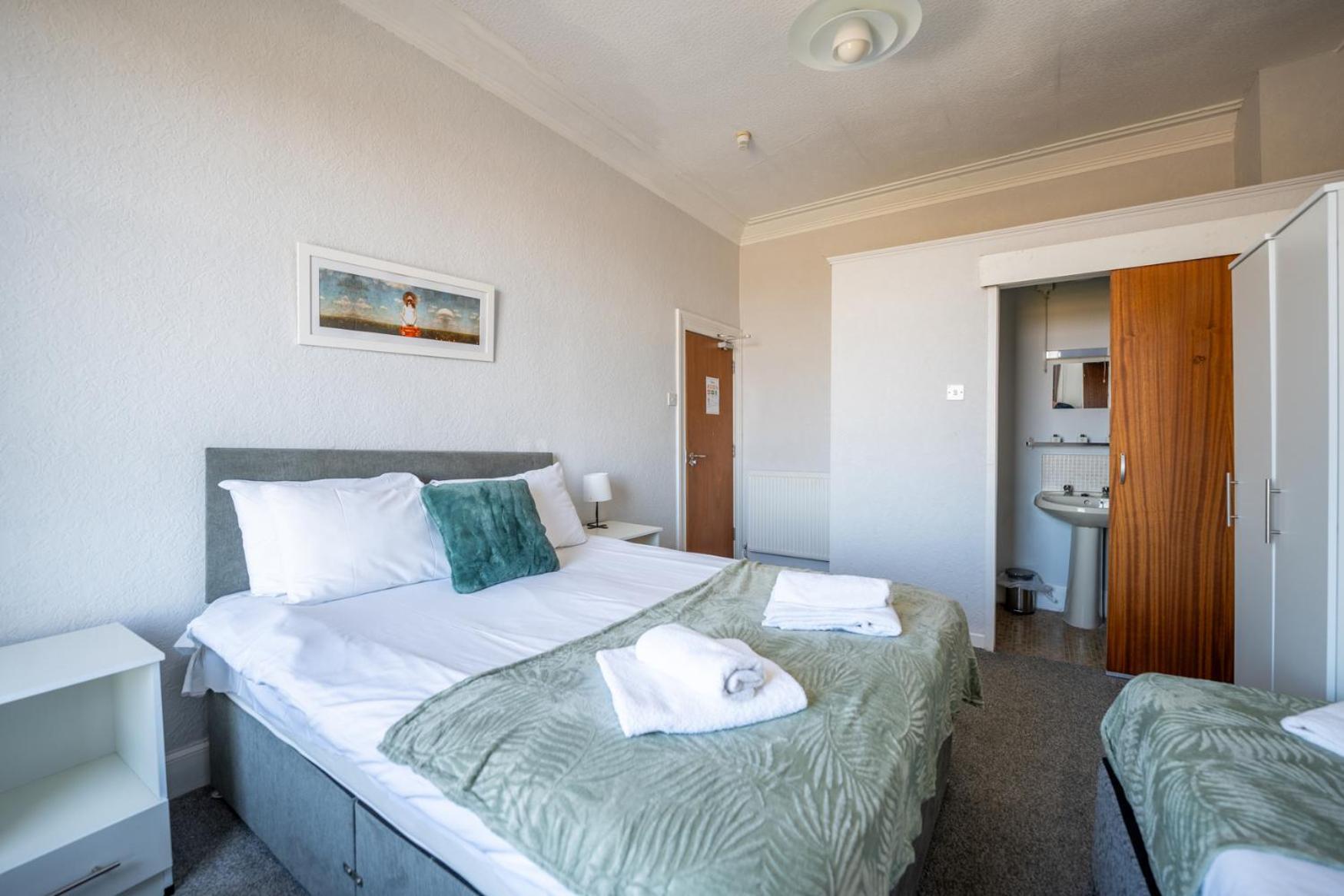 The Clifton Seafront 3* Morecambe